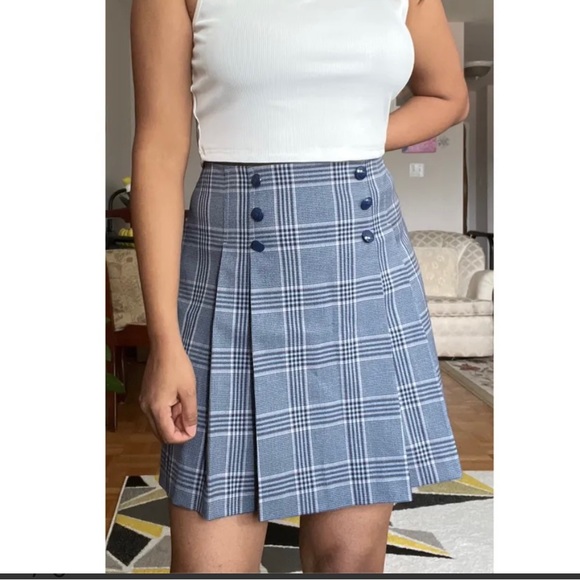 Tommy Hilfiger plaid skirt - Picture 2 of 7